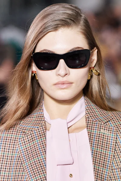 Look 31